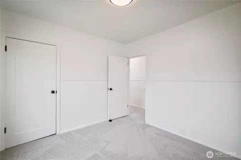 Bedroom - 527 24th Ave, Longview, WA 98632 photo 3 of 3