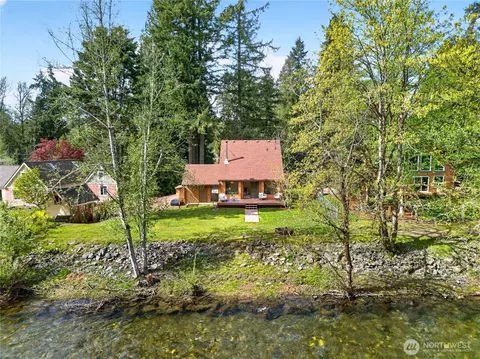 23927 SE 238th St, Maple Valley, WA 98038