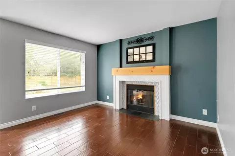Living - 4014 219th St E, Spanaway, WA 98387 photo 2 of 4