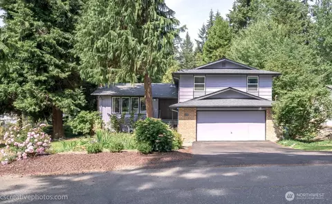19306 74th Ave W, Lynnwood, WA 98036