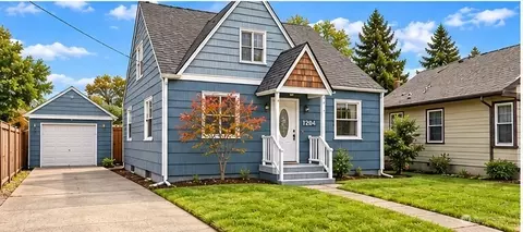 1204 4th Ave SE, Puyallup, WA 98372