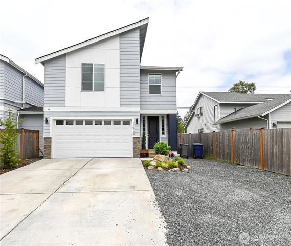 11512 3rd Pl W #B, Everett, WA 98204