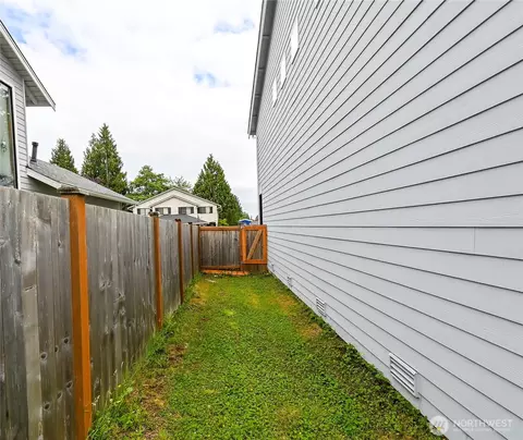 11512 3rd Pl W #B, Everett, WA 98204 photo 24