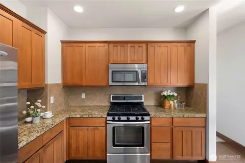 Kitchen - 3130 171st Pl SE, Bothell, WA 98012 photo 4 of 5