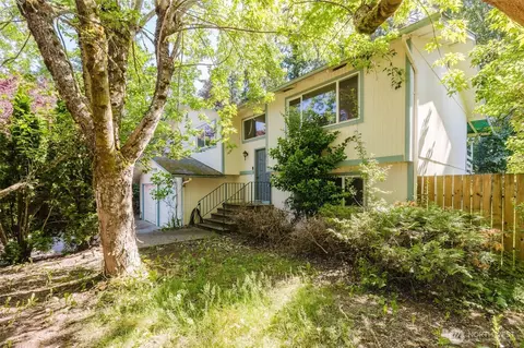 7300 Trica Ave NE, Bremerton, WA 98311