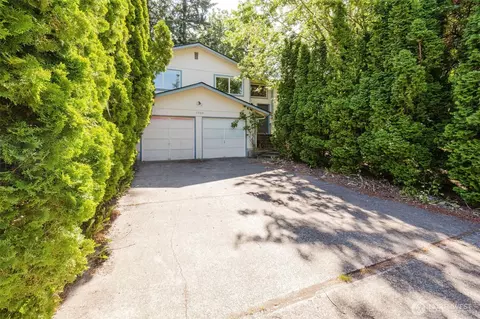 7300 Trica Ave NE, Bremerton, WA 98311