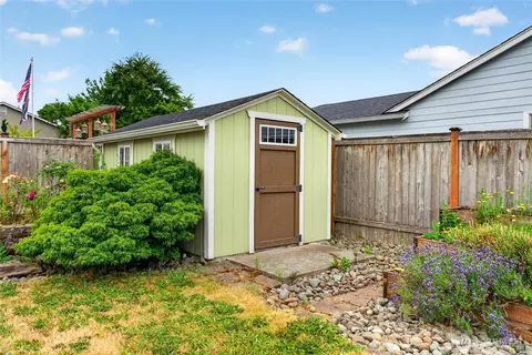 Exterior - 1217 Boatman Ave NW, Orting, WA 98360 photo 5 of 10