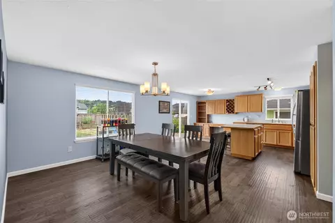 Dining - 1217 Boatman Ave NW, Orting, WA 98360 photo 1 of 2