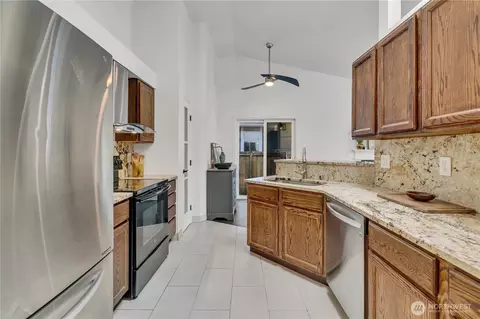 Kitchen - 8418 201st St E, Spanaway, WA 98387 photo 4 of 4