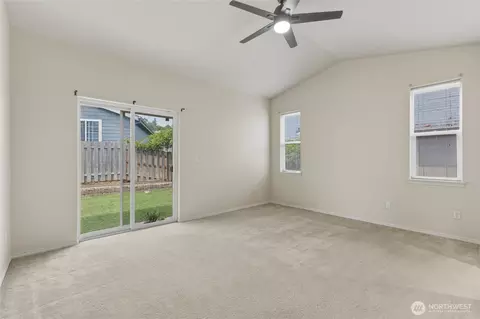 90 Glen Gate Loop, Cathlamet, WA 98612 photo 24