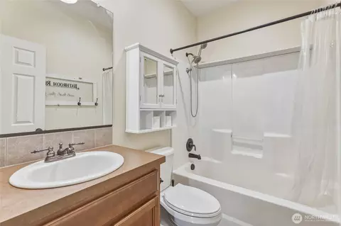 90 Glen Gate Loop, Cathlamet, WA 98612 photo 23