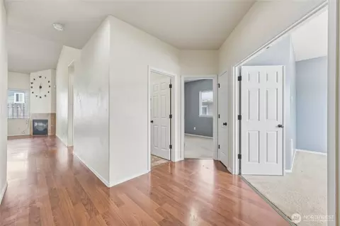 90 Glen Gate Loop, Cathlamet, WA 98612 photo 5