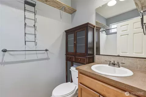 90 Glen Gate Loop, Cathlamet, WA 98612 photo 28