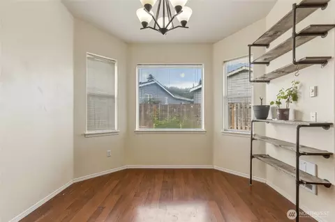 90 Glen Gate Loop, Cathlamet, WA 98612 photo 9