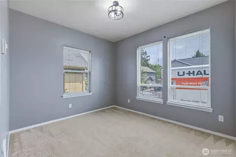 90 Glen Gate Loop, Cathlamet, WA 98612 photo 17