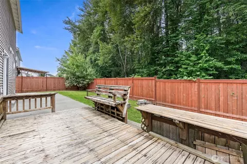 Exterior - 908 Daffodil Ave NE, Orting, WA 98360 photo 4 of 6