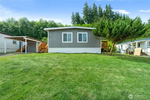 1019 Standford Dr #16, Cosmopolis, WA 98537