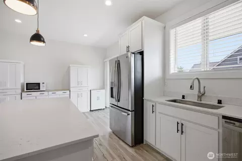 533 Second St, Sumas, WA 98295 photo 13