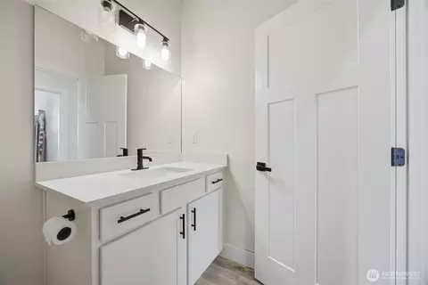 533 Second St, Sumas, WA 98295 photo 23