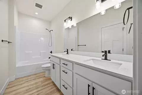 533 Second St, Sumas, WA 98295 photo 28