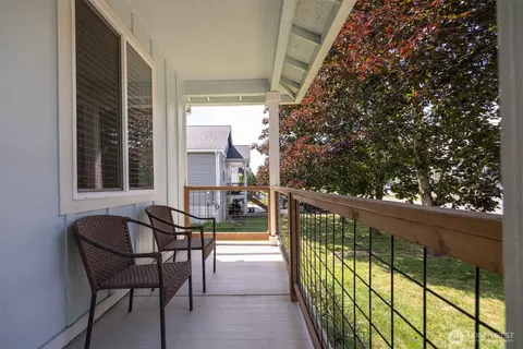 533 Second St, Sumas, WA 98295 photo 4