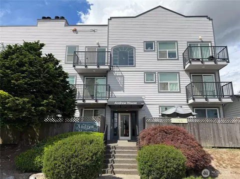 124 SW 154th St #302, Burien, WA 98166