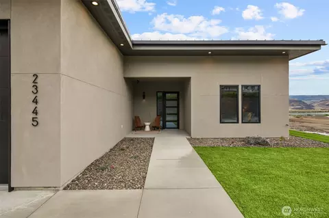 23445 NW Canopy Dr, Quincy, WA 98848