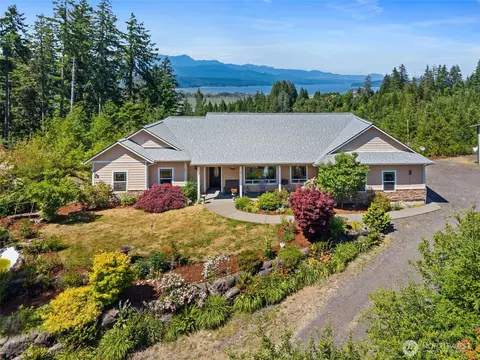 1471 E Webb Hill Rd, Union, WA 98592