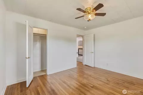 Bedroom - 1447 9th Ave, Longview, WA 98632 photo 1 of 8