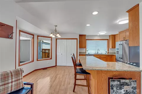 Kitchen - 451 Rhododendron Dr, Sequim, WA 98382 photo 3 of 3