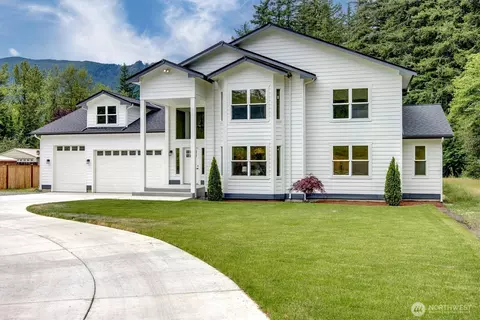 13617 436th Ave SE, North Bend, WA 98045