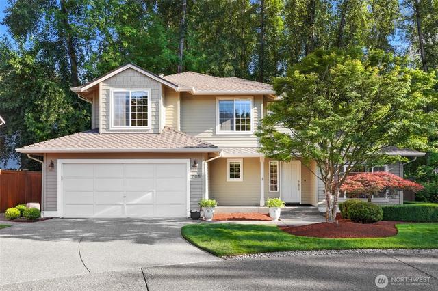 7115 NE 167th St, Kenmore, WA 98028