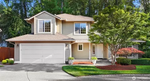 7115 NE 167th St, Kenmore, WA 98028