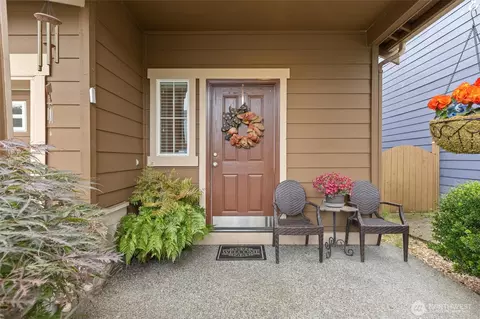 Exterior - 2928 182nd Pl SE, Bothell, WA 98012 photo 2 of 4