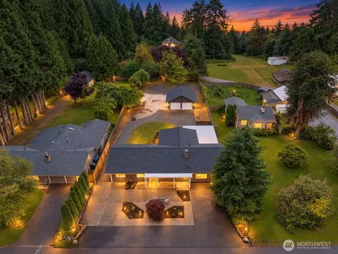 View/Area - 4720 224th St SE, Bothell, WA 98021 photo 2 of 6