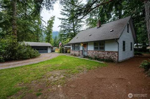 3026 Oak Pl, Sedro Woolley, WA 98284