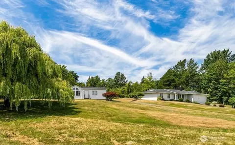 2949 Canlin Dr, Ferndale, WA 98248