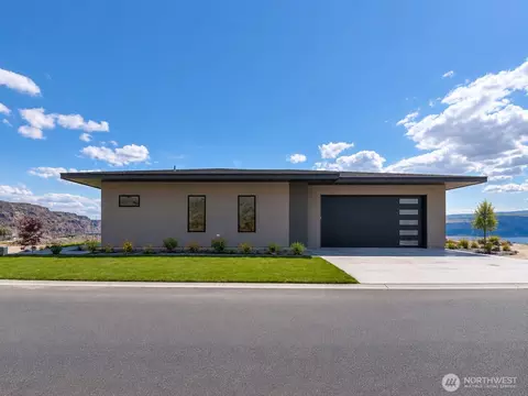 9604 Ridgeview Dr NW, Quincy, WA 98848