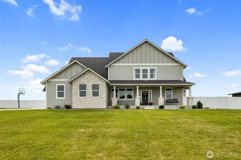 7979 SE Dune Lake Rd, Moses Lake, WA 98837