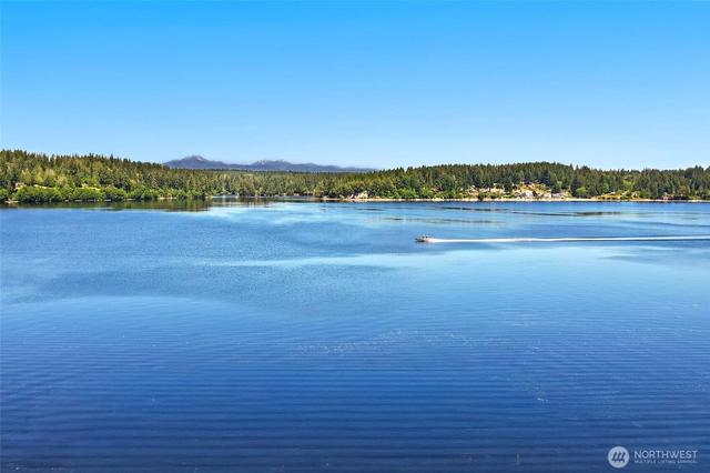 559 E Pointes Dr, Shelton, WA 98584