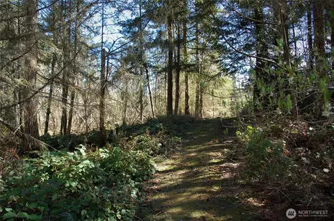 999 S Bagley Creek Rd, Port Angeles, WA 98362