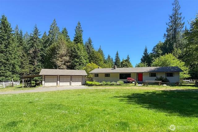 537 Herrick Rd, Port Angeles, WA 98363