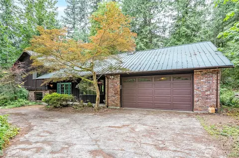 16035 266th Ave SE, Issaquah, WA 98027