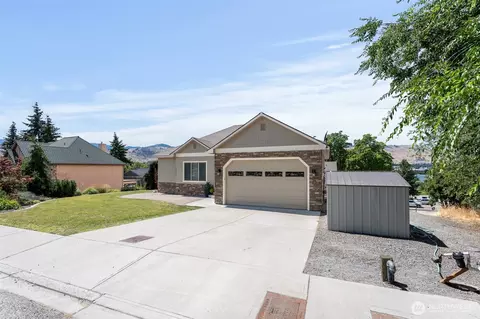 1541 N Anne Ave, East Wenatchee, WA 98802