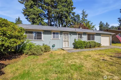 802 Oakcrest Dr SE, Lacey, WA 98503