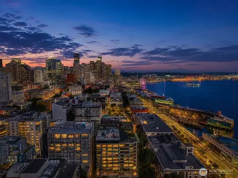 2716 Elliott Ave #310, Seattle, WA 98121