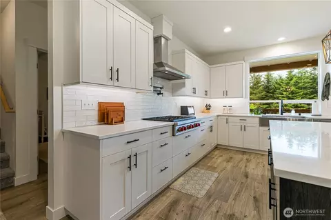 Kitchen - 7856 Ham Rd, Custer, WA 98240 photo 5 of 6