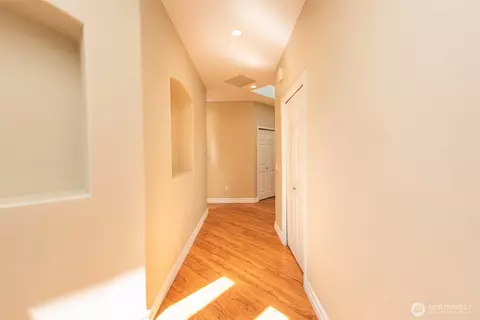 Entry Way - 400 Blakely Blvd, Sequim, WA 98382 photo 3 of 3