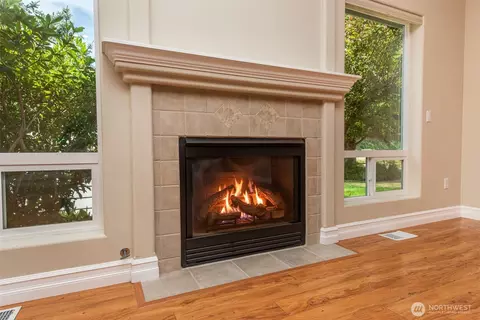 Living - 400 Blakely Blvd, Sequim, WA 98382 photo 3 of 7