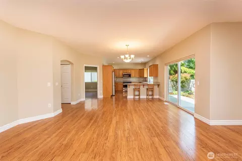 Living - 400 Blakely Blvd, Sequim, WA 98382 photo 4 of 7